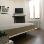 Le Quinte Del Duomo شقة كومو